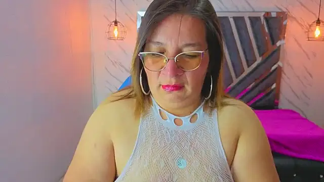 MaylinRosse  online show from July 25, 7:21 pm