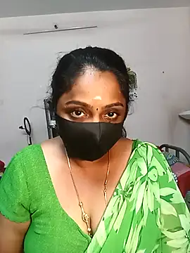 queendivya online show from April 23, 2:41 pm