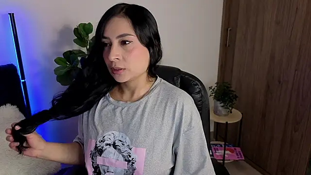 amyross s1 online show from February 18, 11:48 pm