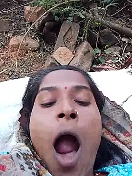 Hot reshmaji online show from November 18, 6:14 am