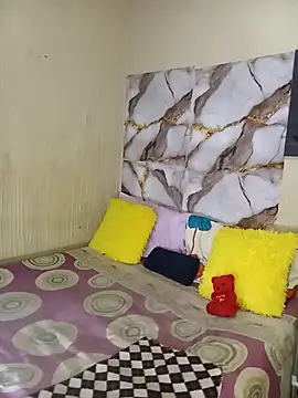 Snapshot of BubblyBeautiful chatting on October 29, 7:05 pm BubblyBeautiful online show from October 29, 7:05 pm