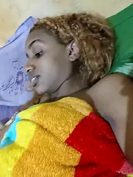 Barbiefox24 online show from May 17, 7:29 am