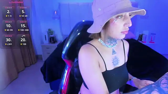 Gyal 8  online show from January 9, 3:11 am