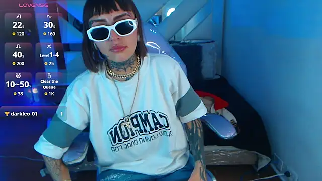 Gyal 8  online show from October 24, 8:49 pm