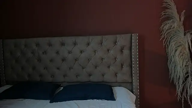 angela fiory online show from February 3, 6:23 pm