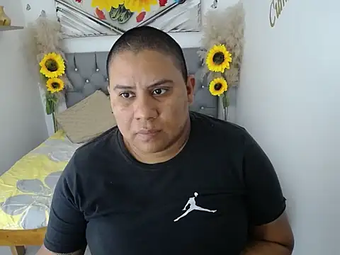 hotlesby valery online show from January 15, 12:00 pm