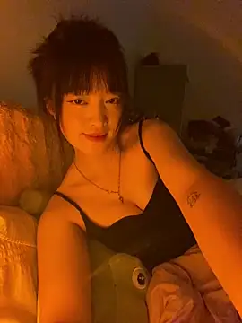 Tramy xx online show from June 14, 1:55 pm