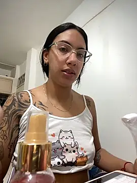 kali moriran69 online show from January 6, 1:48 pm