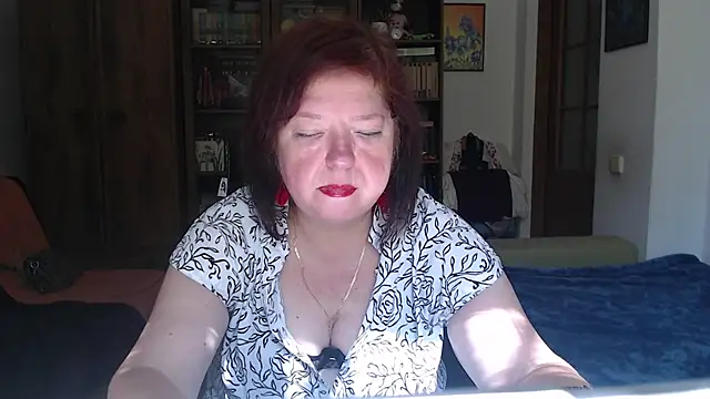Violet Pulse online show from August 3, 7:34 am
