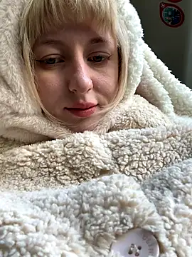 RonnieKiss online show from October 18, 5:32 am