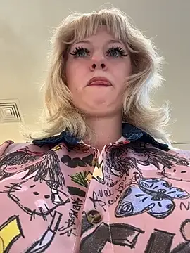 RonnieKiss online show from July 20, 1:24 pm