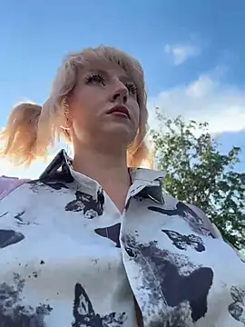 RonnieKiss online show from July 14, 11:37 am