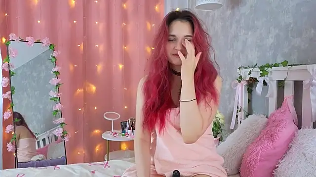 vivyboo111 online show from June 25, 4:08 pm