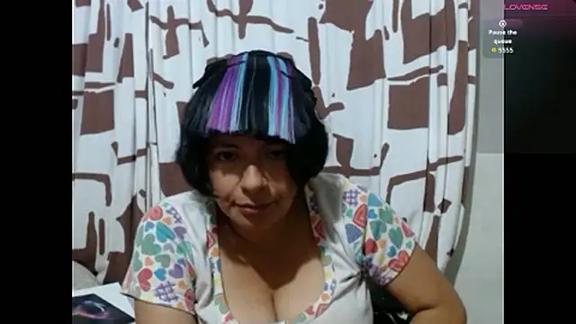 Acelinrose online show from June 12, 3:03 am