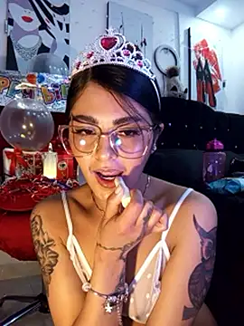 ValeNiitaLuv online show from October 7, 10:36 pm