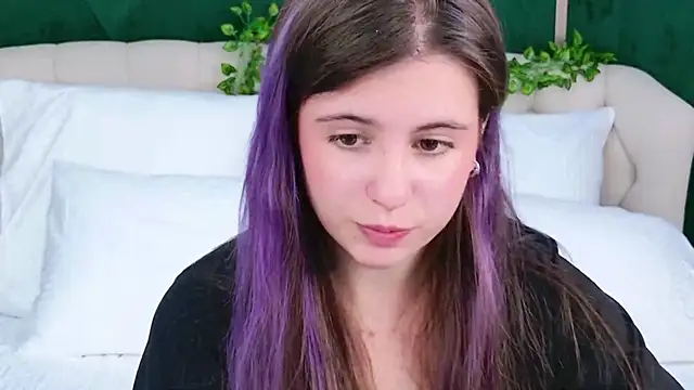 Akira Halls online show from December 5, 9:16 pm