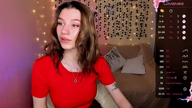 LinaBlossom  online show from November 20, 8:26 am