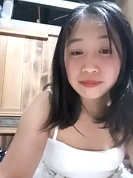 Snapshot of Suzuki_see chatting on October 19, 1:35 pm Suzuki see online show from October 19, 1:35 pm