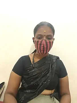 Snapshot of Tamil_Yalini12 chatting on September 26, 3:31 pm Tamil Yalini12 online show from September 26, 3:31 pm