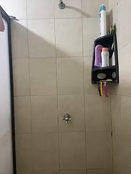 xoxo milk online show from March 17, 9:19 pm