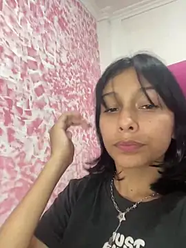 xoxo milk online show from March 12, 8:00 pm