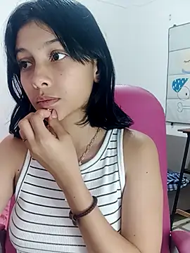 xoxo milk online show from March 11, 7:49 pm