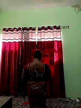 Snapshot of School_medam chatting on October 5, 9:14 am School medam online show from October 5, 9:14 am