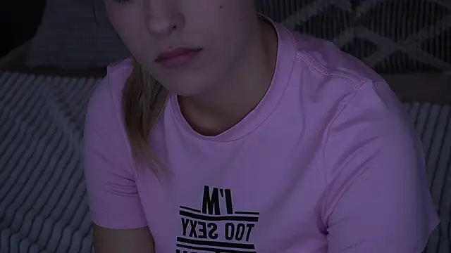 AlinaLiii online show from February 4, 1:58 pm