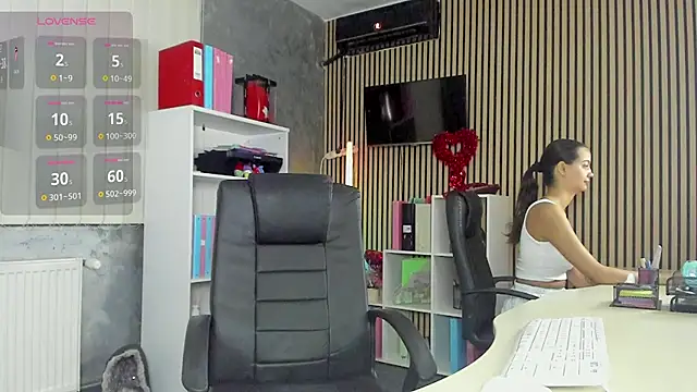 OfficeGirls online show from July 19, 7:05 pm