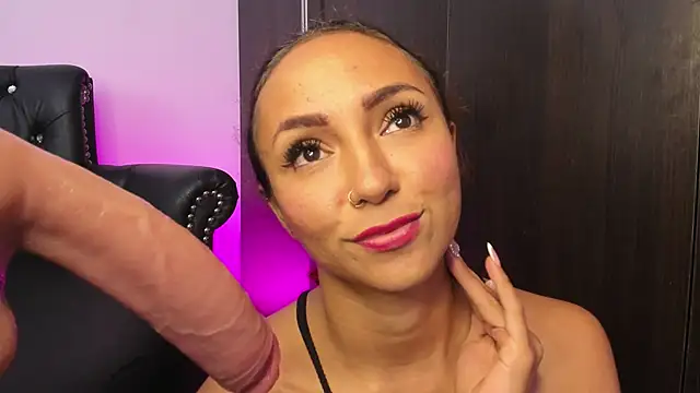 Kelseyfoxy  online show from April 30, 5:40 pm