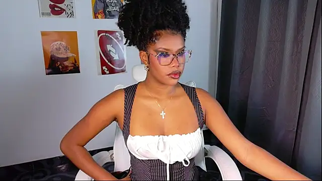 kehlannis  online show from July 15, 6:34 pm