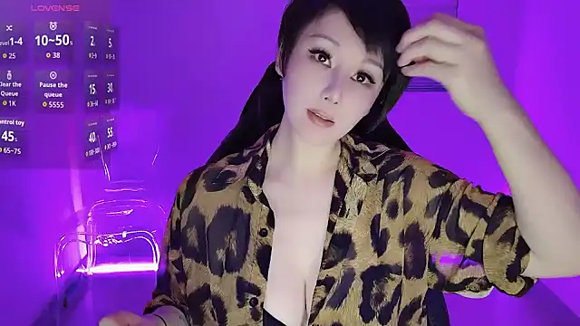 Goddess Jin online show from April 18, 3:36 pm