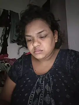 Deborbhavi222 online show from June 6, 8:42 am