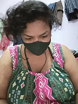 Deborbhavi222 online show from July 15, 4:55 pm