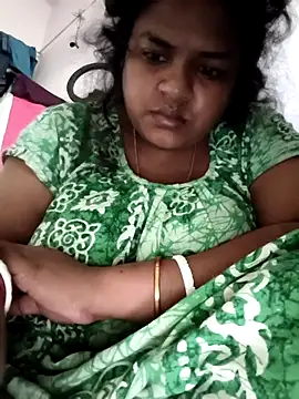 Deborbhavi222 online show from May 2, 9:45 am