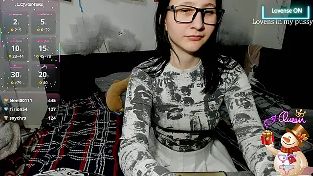 ChristinaFivePlus online show from January 12, 9:09 pm