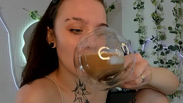 Elastikisss online show from April 29, 9:23 am