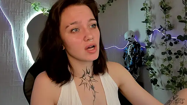 Elastikisss online show from April 27, 3:58 am