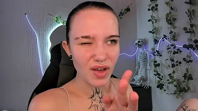 Elastikisss online show from July 25, 9:38 am