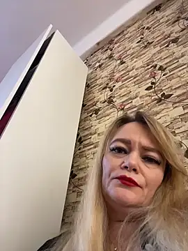 Sweet-blonde online show from February 13, 12:51 pm