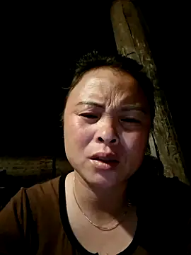 xuxulovezz online show from February 27, 12:05 pm