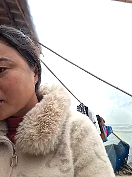 xuxulovezz online show from January 7, 2:15 am