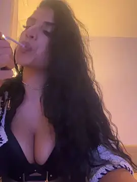Snapshot of AylinHazellx chatting on October 10, 6:57 pm AylinHazellx online show from October 10, 6:57 pm