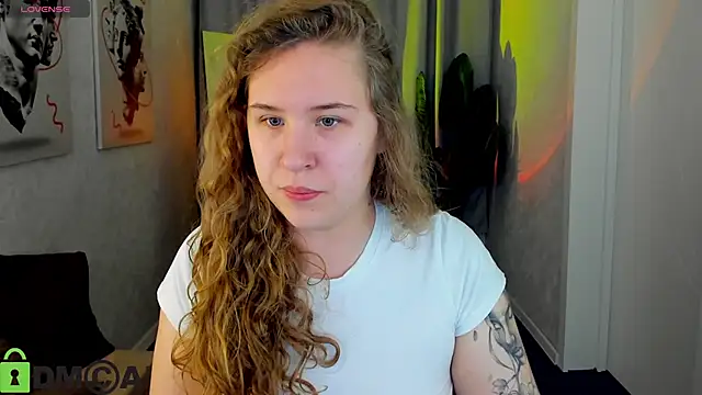 Elsie Cutties online show from May 2, 1:09 am
