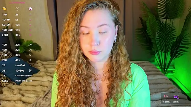 Elsie Cutties online show from July 22, 1:17 am