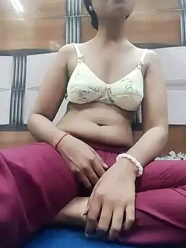 Snapshot of Soni_cute86526 chatting on September 22, 10:46 am Soni cute86526 online show from September 22, 10:46 am