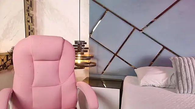 Cloe sm online show from October 6, 11:38 am