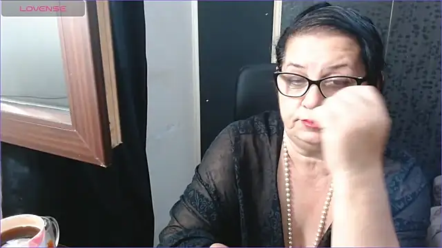 MissSanjanne online show from September 14, 5:49 am