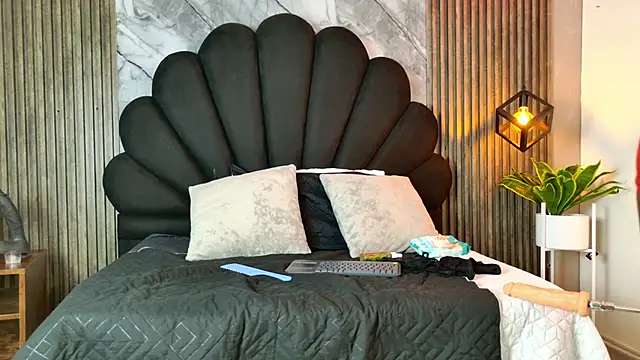  Alana fox   online show from October 11, 1:25 pm