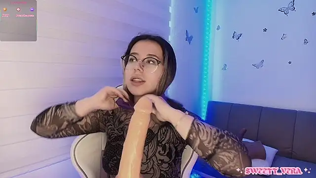 sweettvera online show from February 9, 2:08 pm